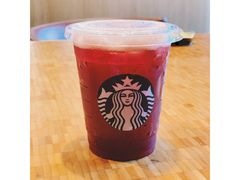 冰摇红梅黑加仑-星巴克臻选(福州东百中心分店)