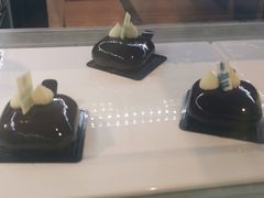 -大中华希尔顿酒店-念自助餐·嗨啤·小龙虾