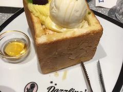 -Dazzling Cafe 蜜糖吐司专卖店