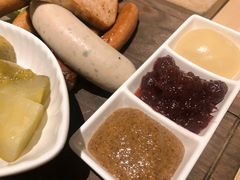 -LENBACH兰巴赫西餐啤酒坊(大连东港店)