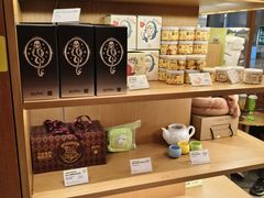 -奈雪的茶(M+世纪都会广场店)