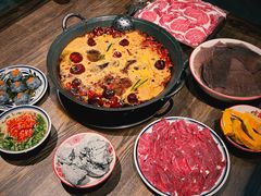 咸蛋黄黑虎虾滑-袁山山重庆火锅(丈八北路店)