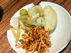 -六泰居·尔滨地标·东北菜(松北店)