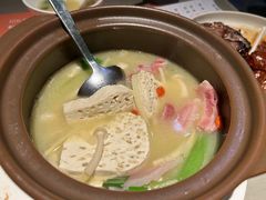 -茶港·点心·啫啫煲(江夏中百店)