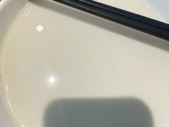 -三好食堂(煎饺·馄饨·肉饼米线·盛世广场店)