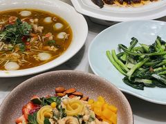 -泓历皇朝酒店(东亭店)