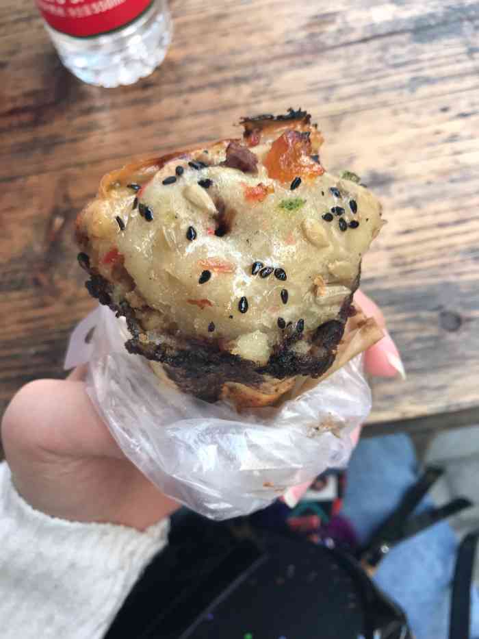 老山塘梅花糕海棠糕-"现在卖这个的少了,一般只有公园搞美食节活.