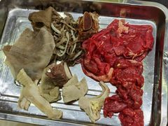 -金鼎雪山牦牛杂火锅(理县总店)