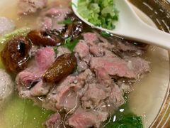 鲜烫牛肉牛丸粿条-一肴·牛肉粿条(罗湖万象店)