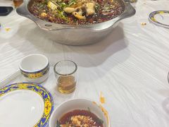 -乡土特色.冷锅鱼.牦牛肉汤锅