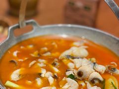 -老滇山寨•云南特色菜•地方菜•民族风情歌舞表演(金碧店)