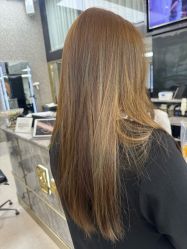 -苏奇发型·烫发染发