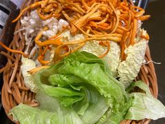 -楚山晓·湖北菜(武汉光谷K11店)