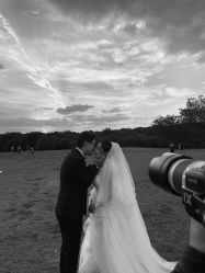 -雪中彩影婚纱摄影·微光艺术中心