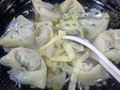 全家福馄饨-何太太馄饨面铺(大浒东苑店)
