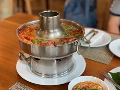 -Chom Cafe and Restaurant