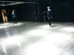 -零下舞度·街舞连锁机构(万科中心店)