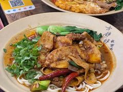 -方铲铲·成都板凳面(滨江银泰店)