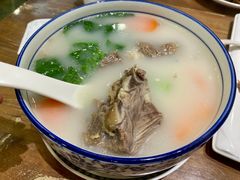 羊肉汤-清真·玛丽亚新疆菜主题餐厅(浙江中路店)