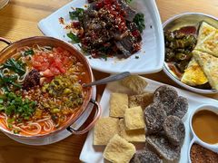 米灌肠-88号小吃店·经典云南菜·地道纳西美食