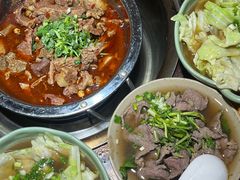 -大众跷脚牛肉馆·非遗传承单位(峨眉山店)