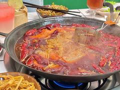 -扎起市井老火锅(乐山总店)