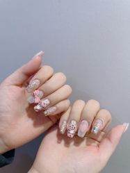 -花系美·美甲美睫精品店