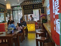 大堂-小魏哥果仁烤面筋