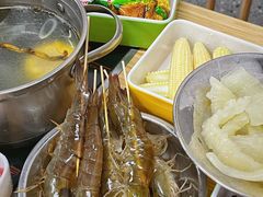 -杨老板·海鲜集市火锅·鲜切牛肉(中防万宝店)