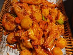 -吴越荣记苏州菜·松鼠桂鱼100%活鱼现做(斜塘老街店)