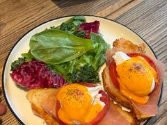 -Common Table · Brunch & Coffee