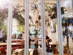 -春树下·树屋花房西餐厅(罍街AS1980店)