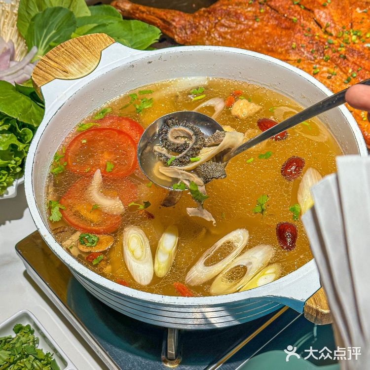 在武汉！沉浸式吃秋天的第一只烤全羊！