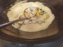 -陈大锅·岳阳鱼馆·地道岳阳菜(美食街店)