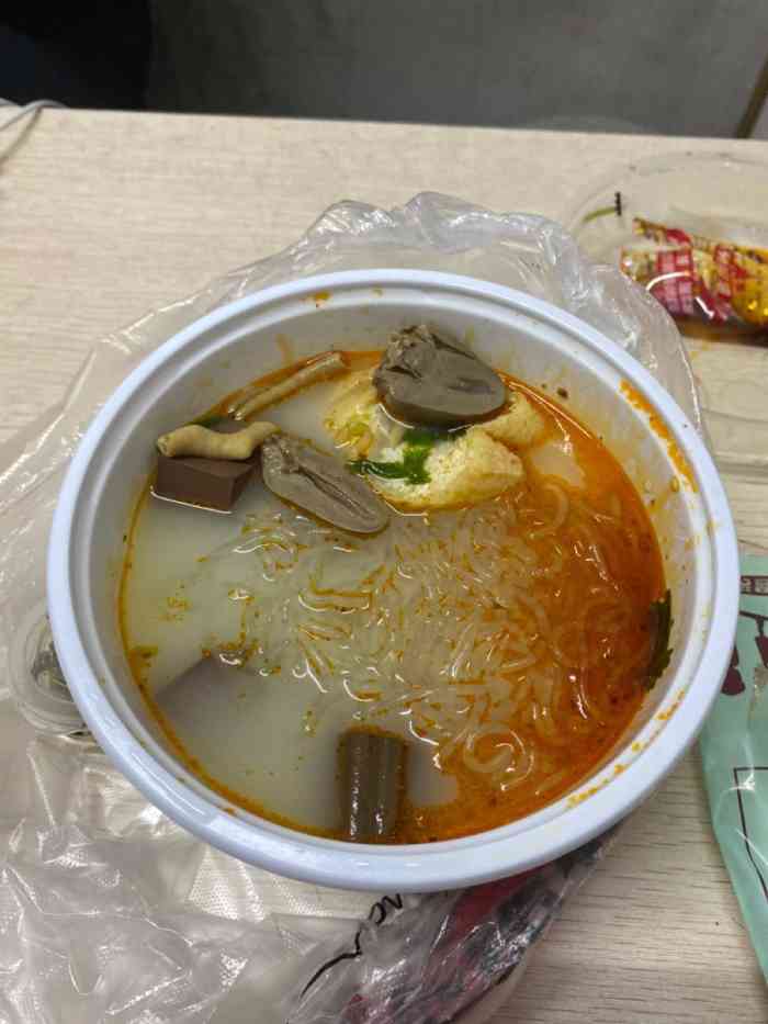 南京鸭血粉丝汤宝民一路店