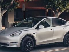 -TESLA 特斯拉(北京颐堤港体验店)