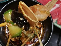 -红鼎豆捞·非遗鲍皇汤火锅(宝丰路店)