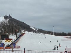 -庙香山滑雪场