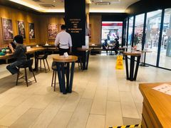 -星巴克臻选(华堂·新辰汇店)