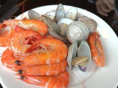 -大中华希尔顿酒店-念自助餐·嗨啤·小龙虾