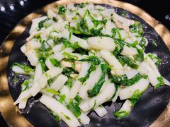 荠菜肉丝炒年糕-皆是厚切炸猪排·罗宋汤(大宁音乐广场店)