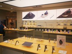 -华为授权体验店(中山公园来福士)