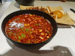 -牵人麻辣粉(粉巷店)