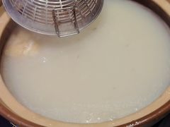 -四点金粥底火锅(沂州里店)