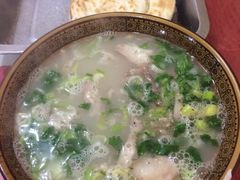 -大亮羊肉泡