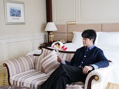 -深圳富苑皇冠假日套房酒店