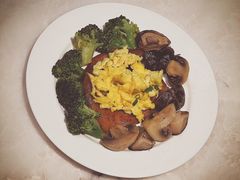 【早餐】面包肉-杭州钱江新城万怡酒店-西餐厅