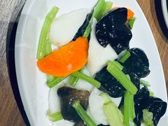 -六泰居·尔滨地标·东北菜(泰山路店)
