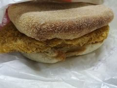 大脆鸡扒麦满分-麦当劳(宝山大厦店)