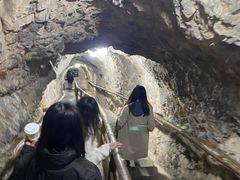 -龙水峡地缝景区
